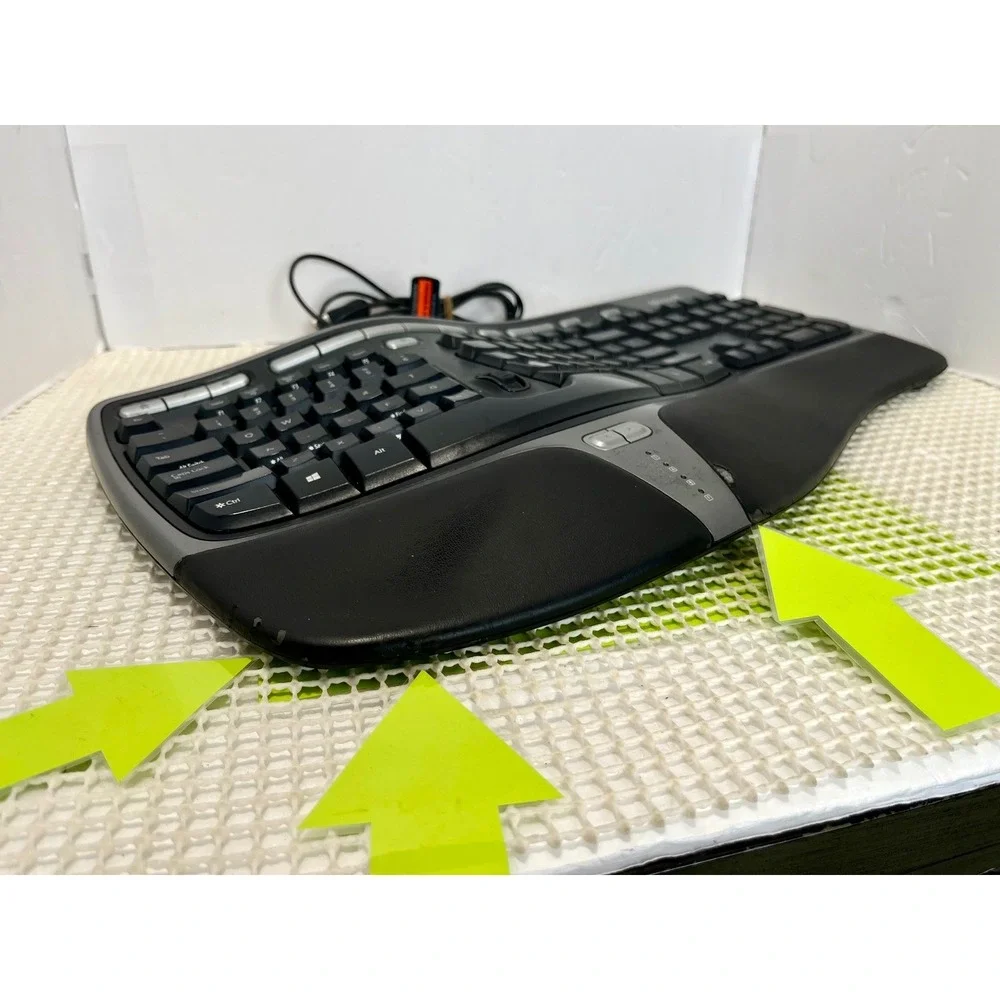 Microsoft Natural Ergonomic Keyboard 4000 v1.0 Working Has faded letters